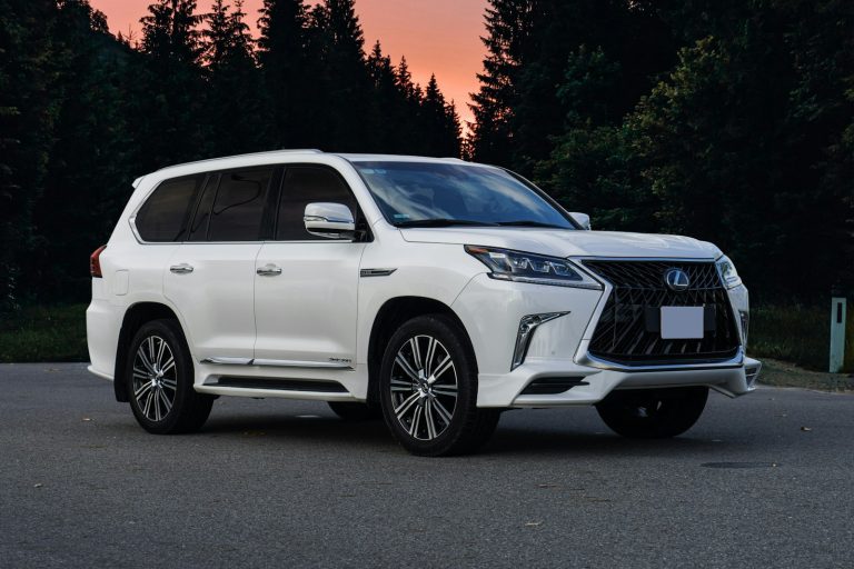 2019 Lexus LX 570